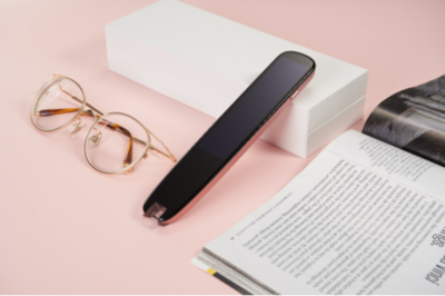 訊飛翻譯筆S10 助力孩子實(shí)現(xiàn)假期英語(yǔ)“彎道超車”